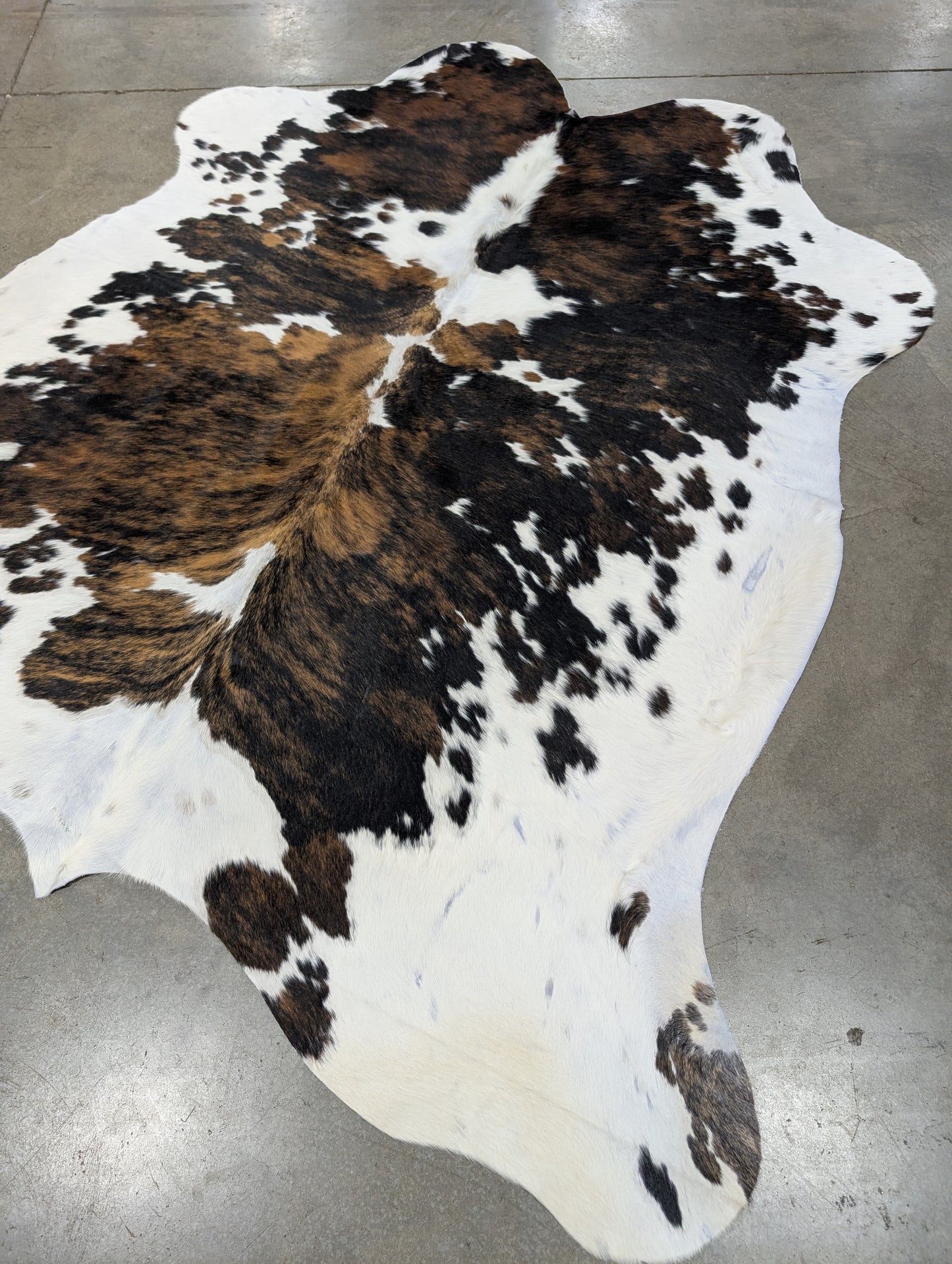 "Mavery" Cowhide
