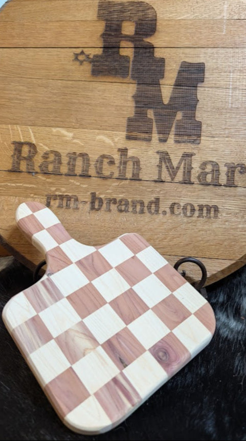 Wooden cutting board with cedar