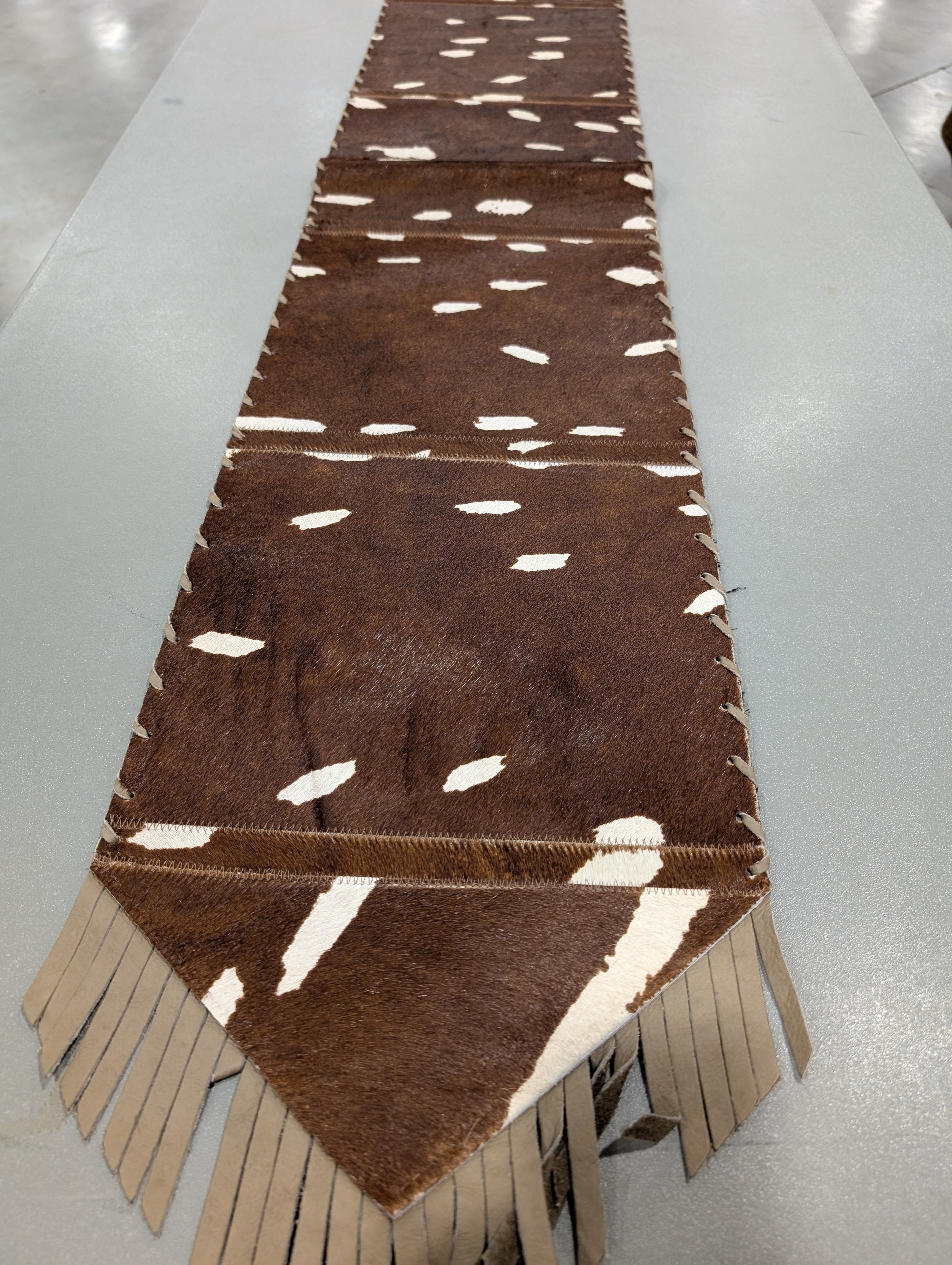 Table Runner Deer Axis