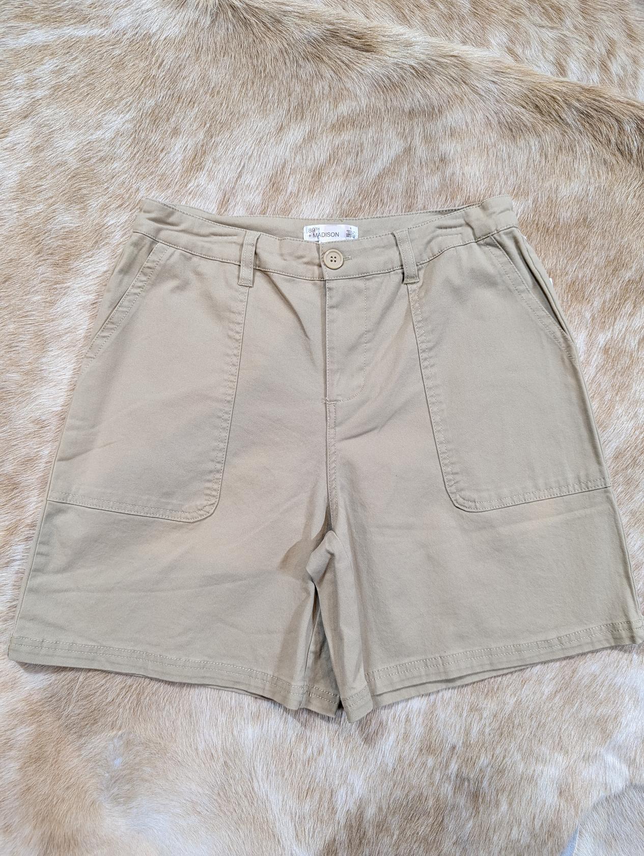 89th & Madison Khaki Shorts