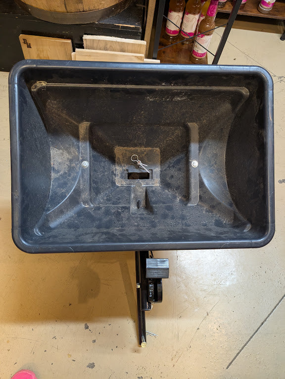 Black seeding tray 