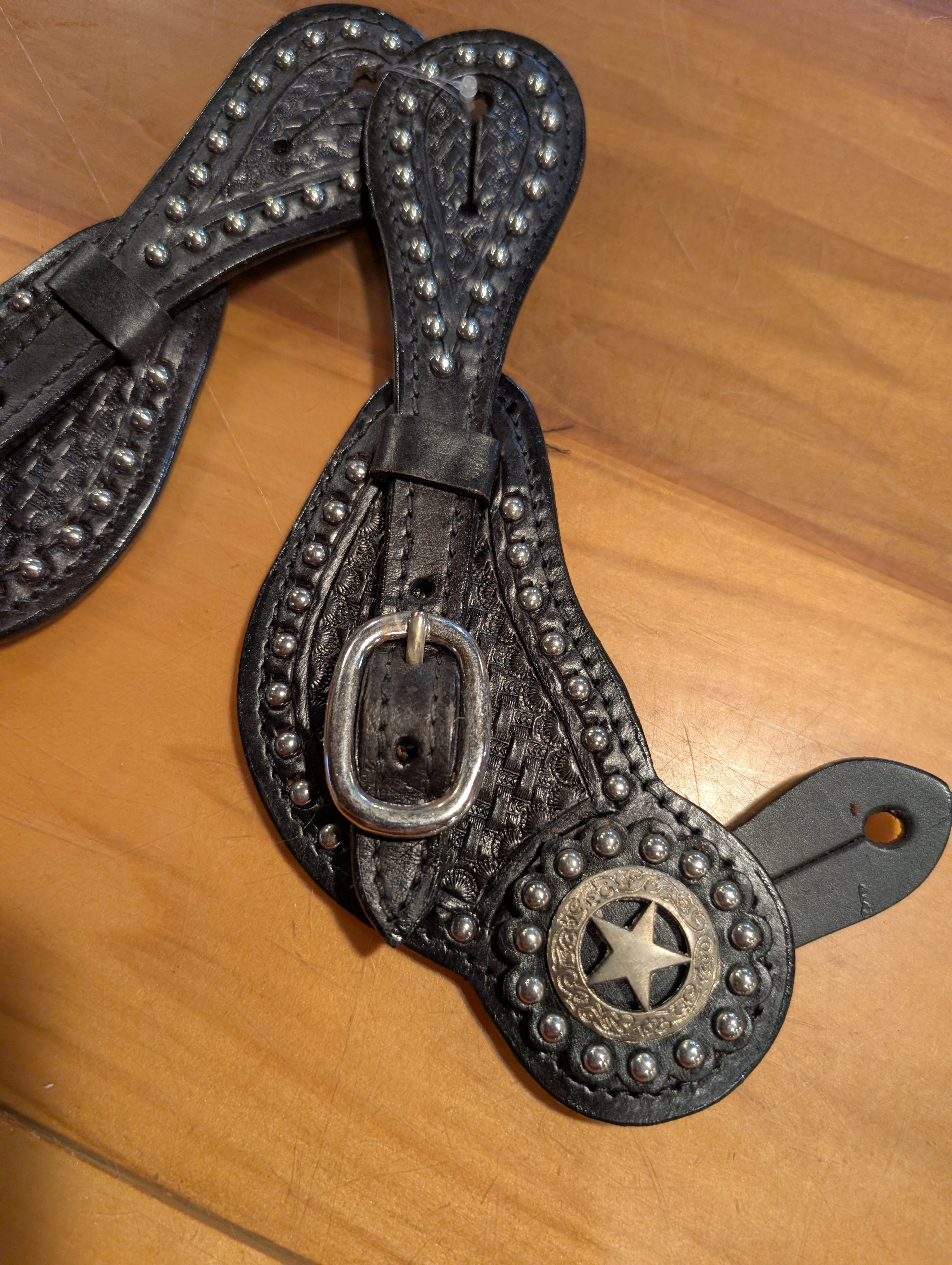 Ladies Black Spur straps with basket stamp tooling