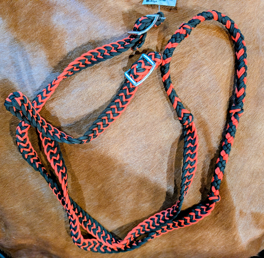 Nylon braided contest reins with knots