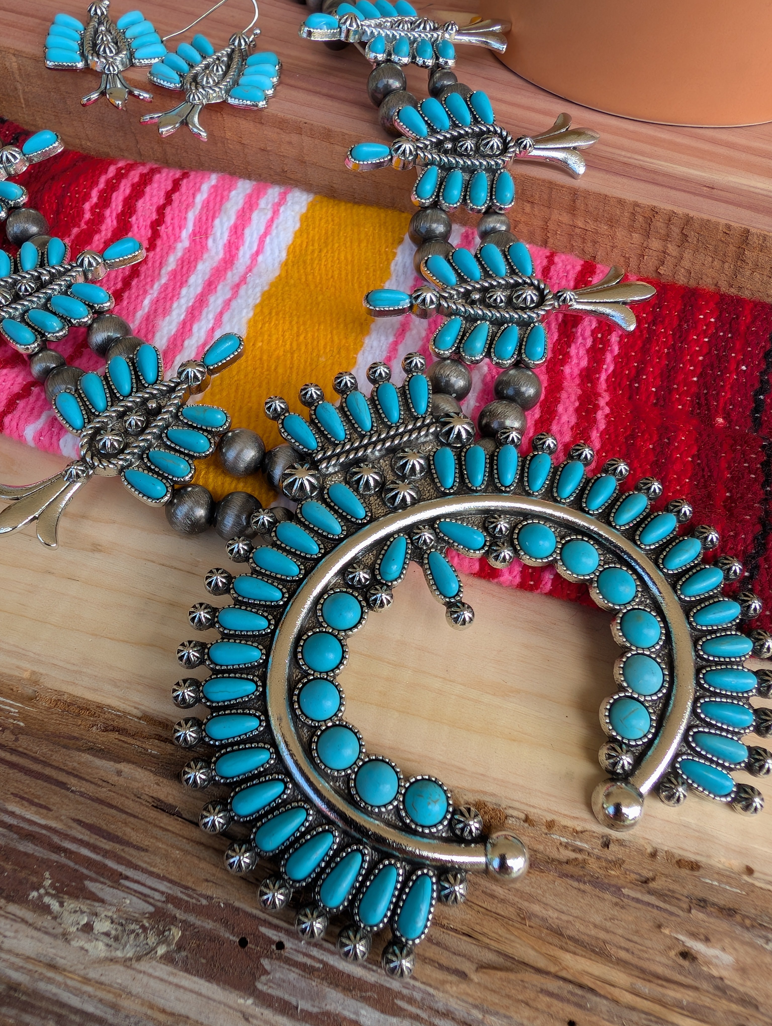 Western squash blossom necklace and earring set with turquoise stones – Southwestern cowgirl jewelry
