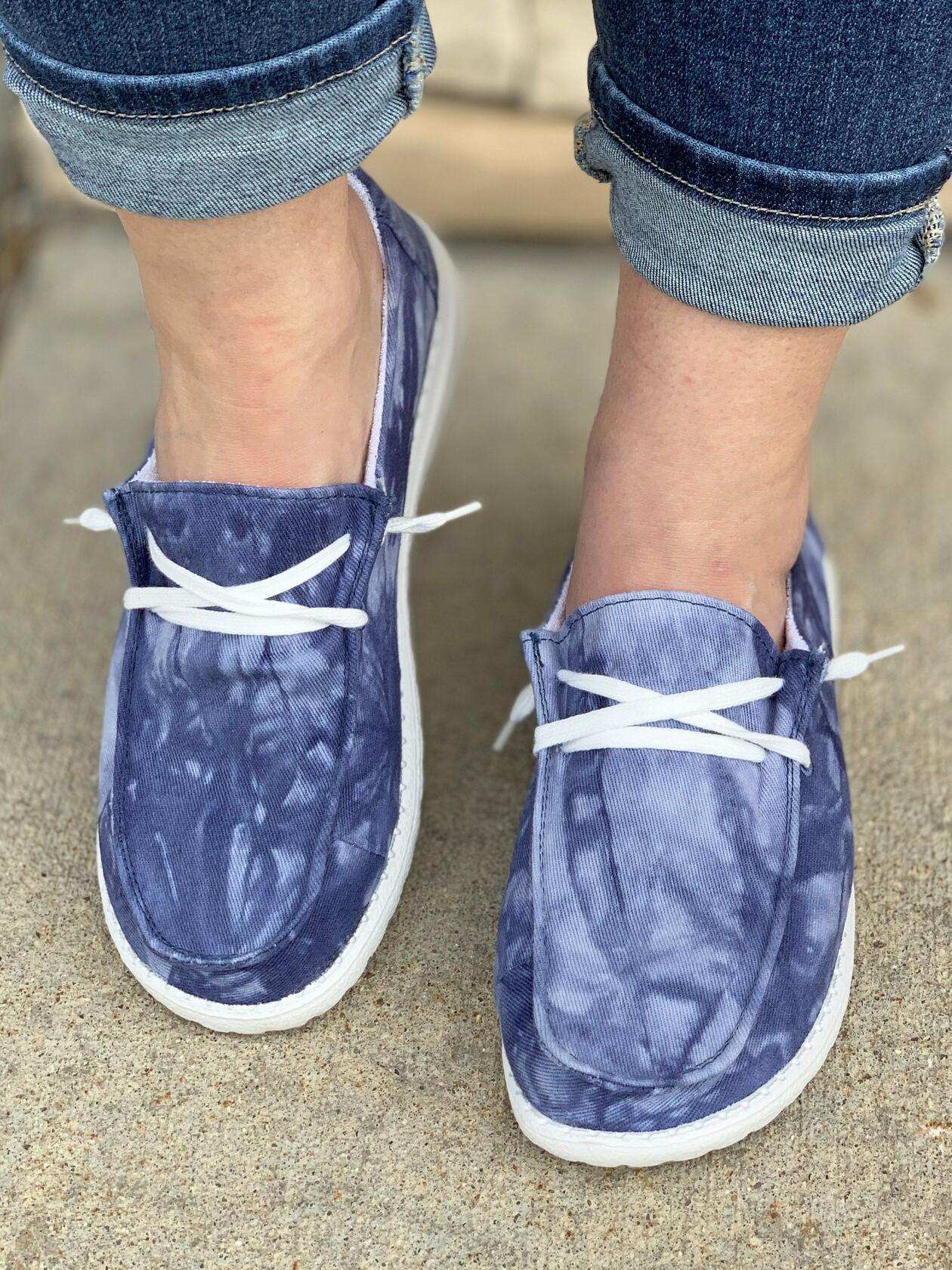 Gypsy Jazz Streak Navy slip-on shoe with canvas upper and flexible sole