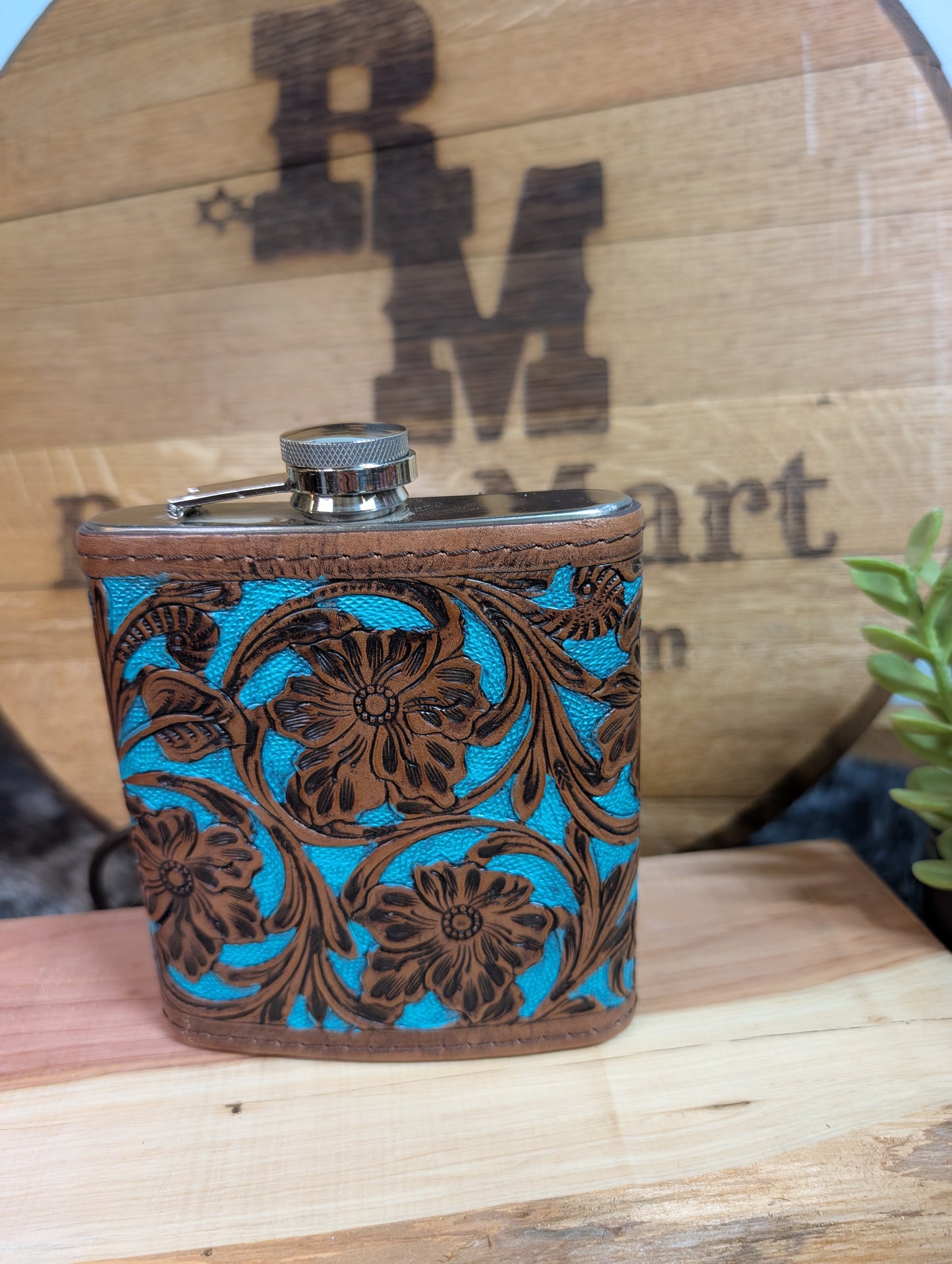 Genuine Tooled Leather 18 oz Flask