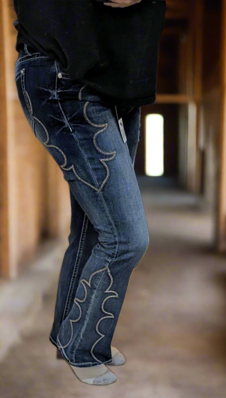 Easy Fit (Mid Rise) - This fit offers a unique blend of fabrics and a distinctive fit. Our fabric provides extra stretch, ensuring a comfortable perfect fit for every curve. This figure-friendly design is comfortable for all body types, offering a mid-rise feel that pairs well with virtually any top length!