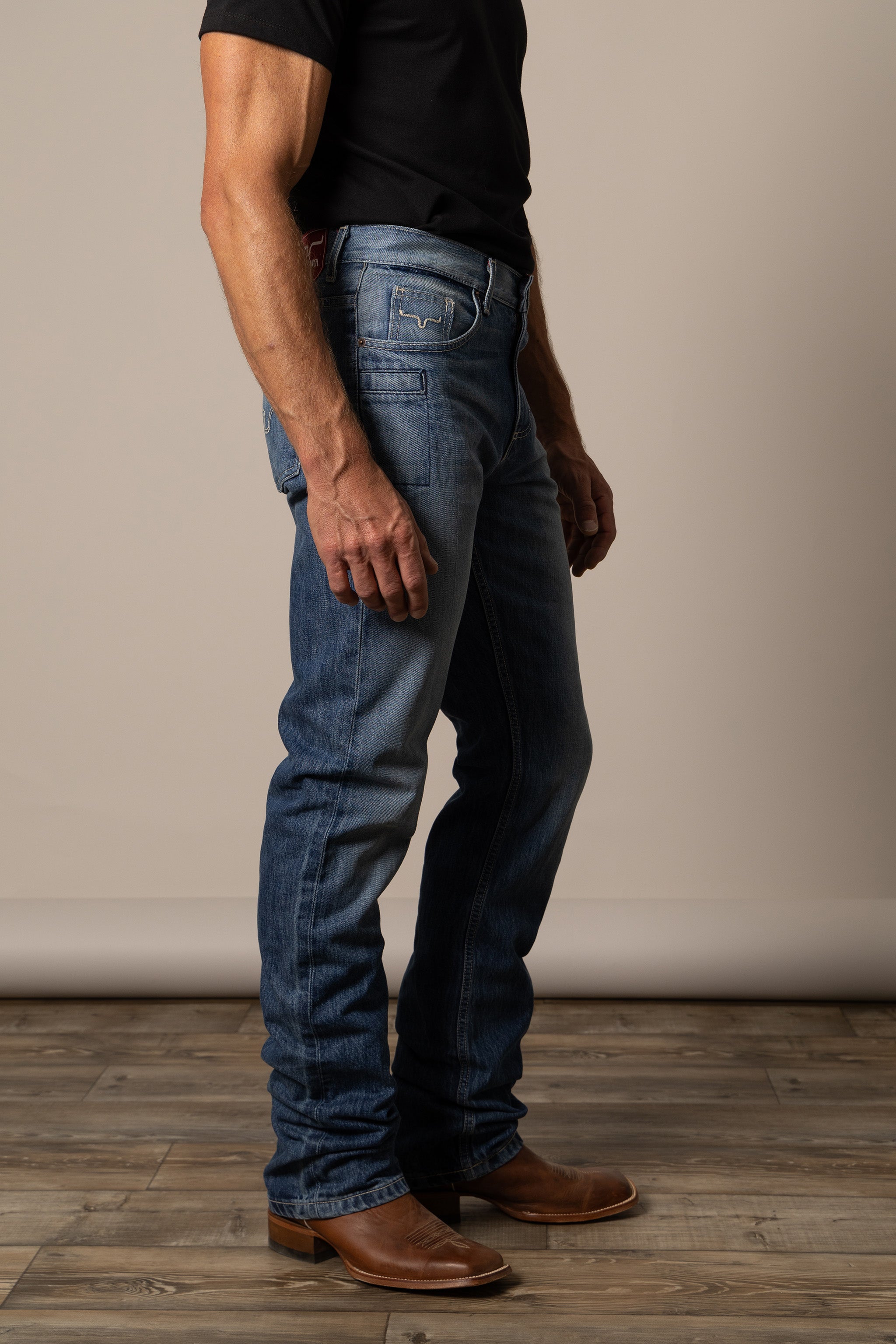 James Style - Mid-Low Rise, Straight Fit, Straight Boot Leg, Integrated Knife Pocket. Light Stitching