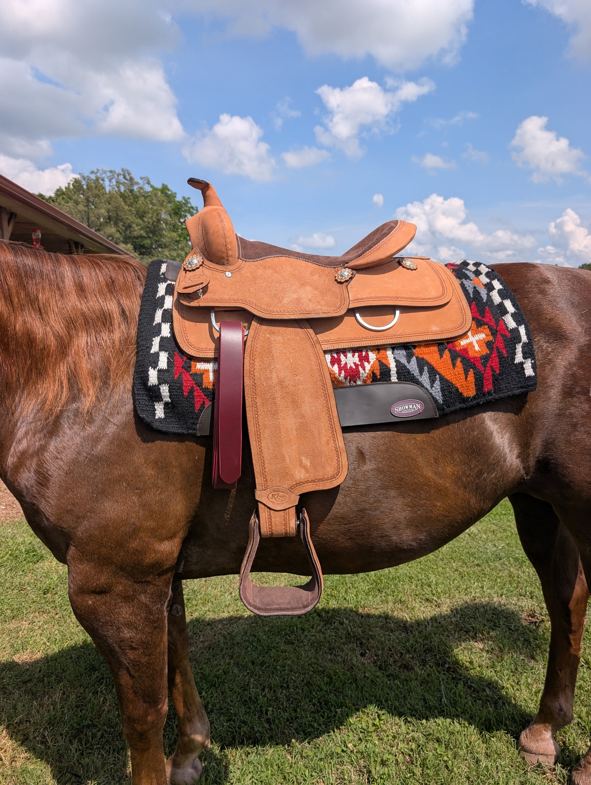 King Series Puma Trail Saddle with padded suede seat and roughout leather finish