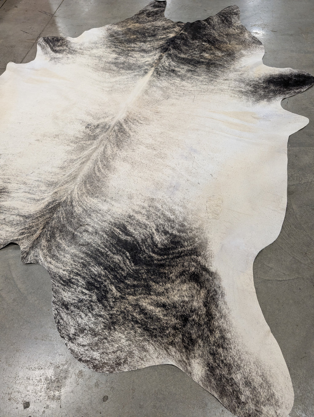 "Sierra" Cowhide