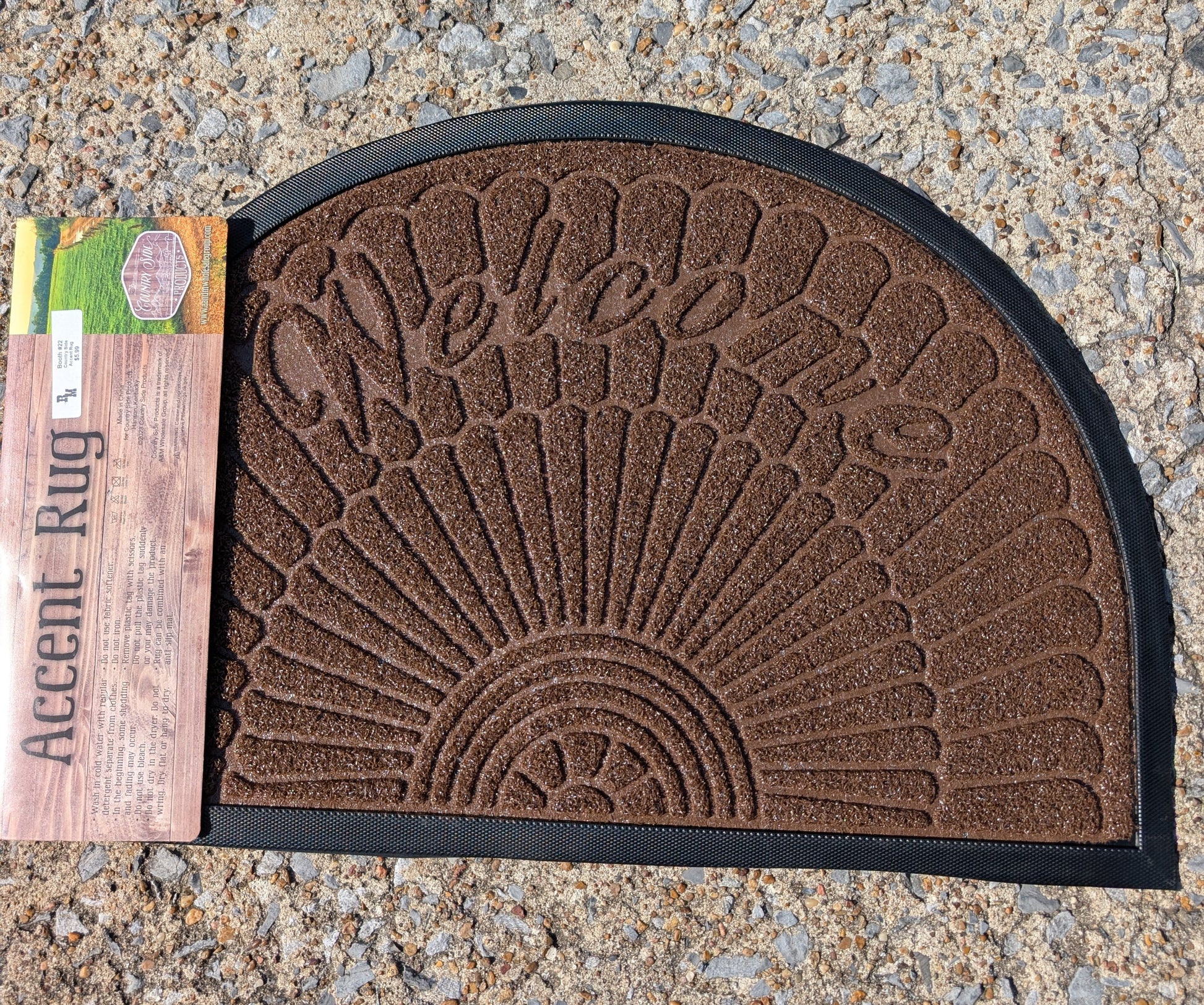 Decorative small area rug with curved edges for  entryway