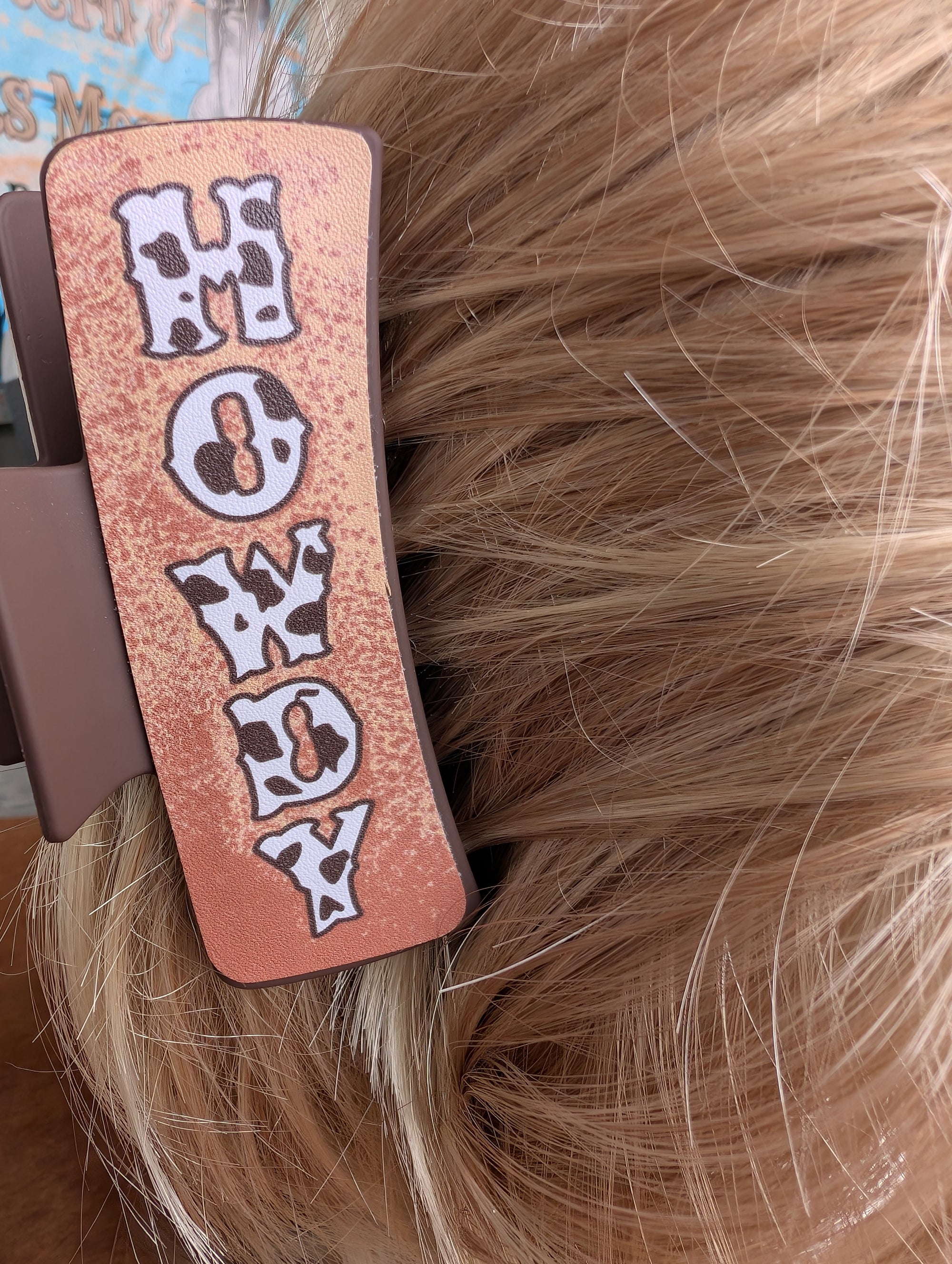 Southwestern patterned hair clip with desert-inspired hues
