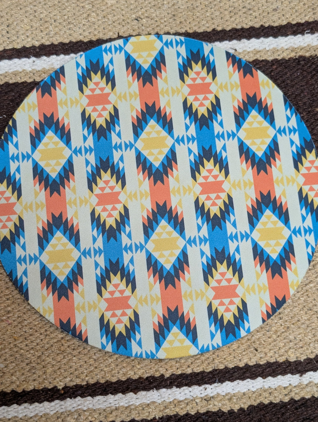 Round Western Style Mouse Pad – Rustic Office & Gift Accessory