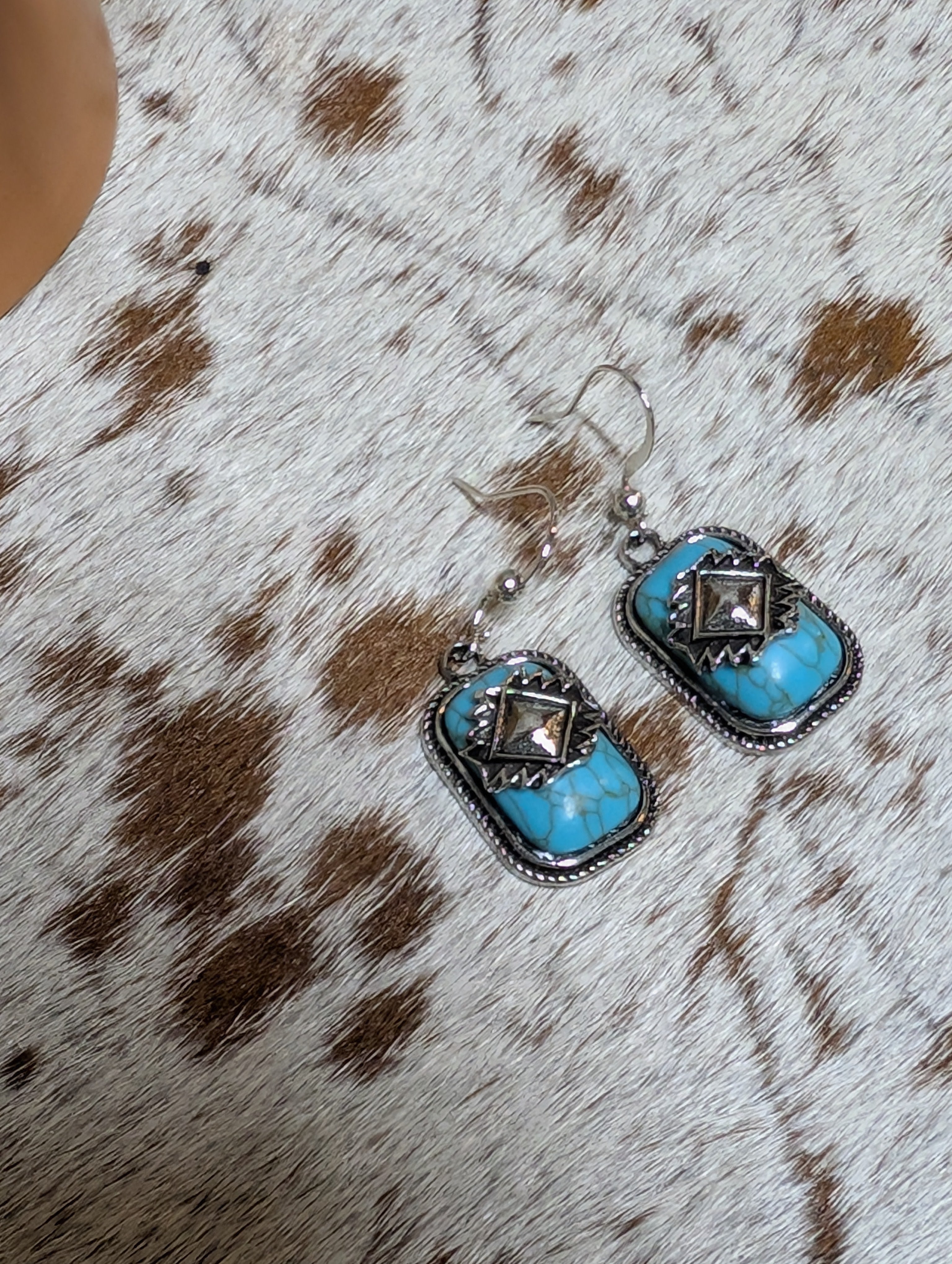 Western turquoise stone drop earrings with silver accents and rustic square center design, western fashion jewelry.