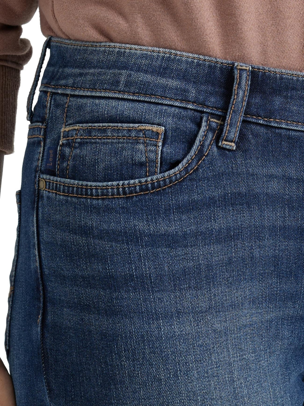 upclose Pockets of Lee Women's Flex Motion Capri 
