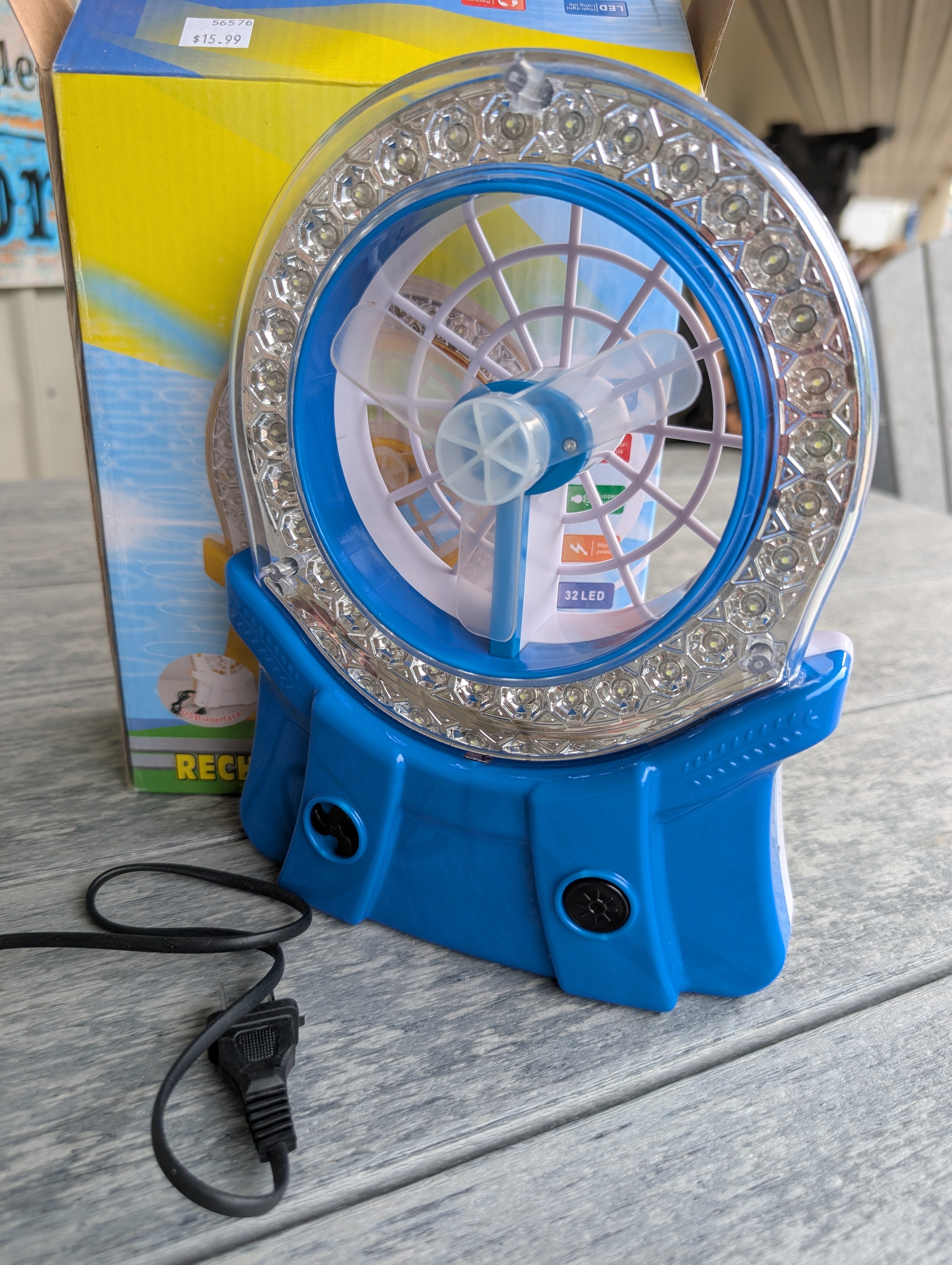 Portable camping fan with 32 LED lights, battery not included
