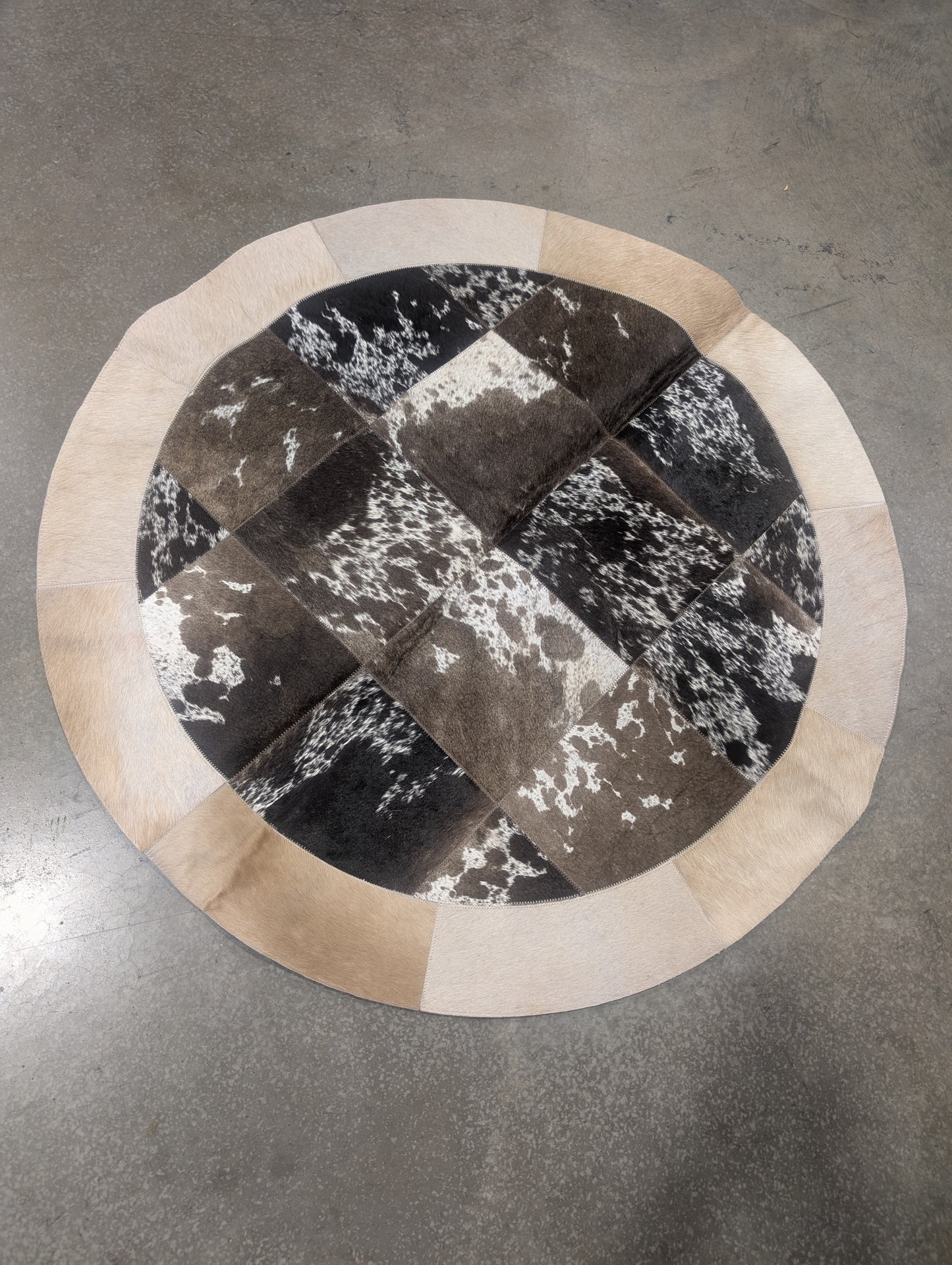 Real Cowhide Round Patchwork Rug