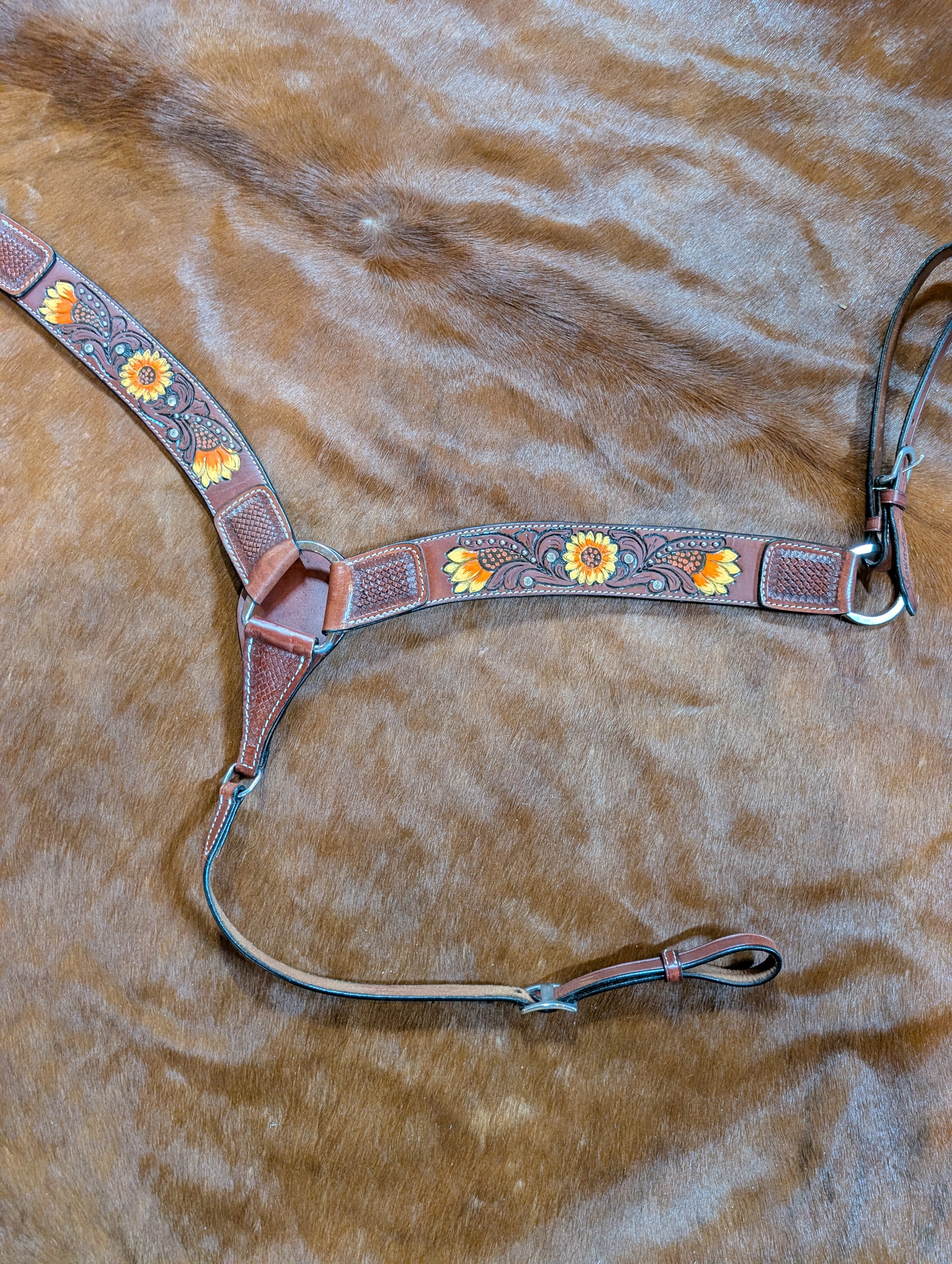 Showman leather breast collar with sunflowers