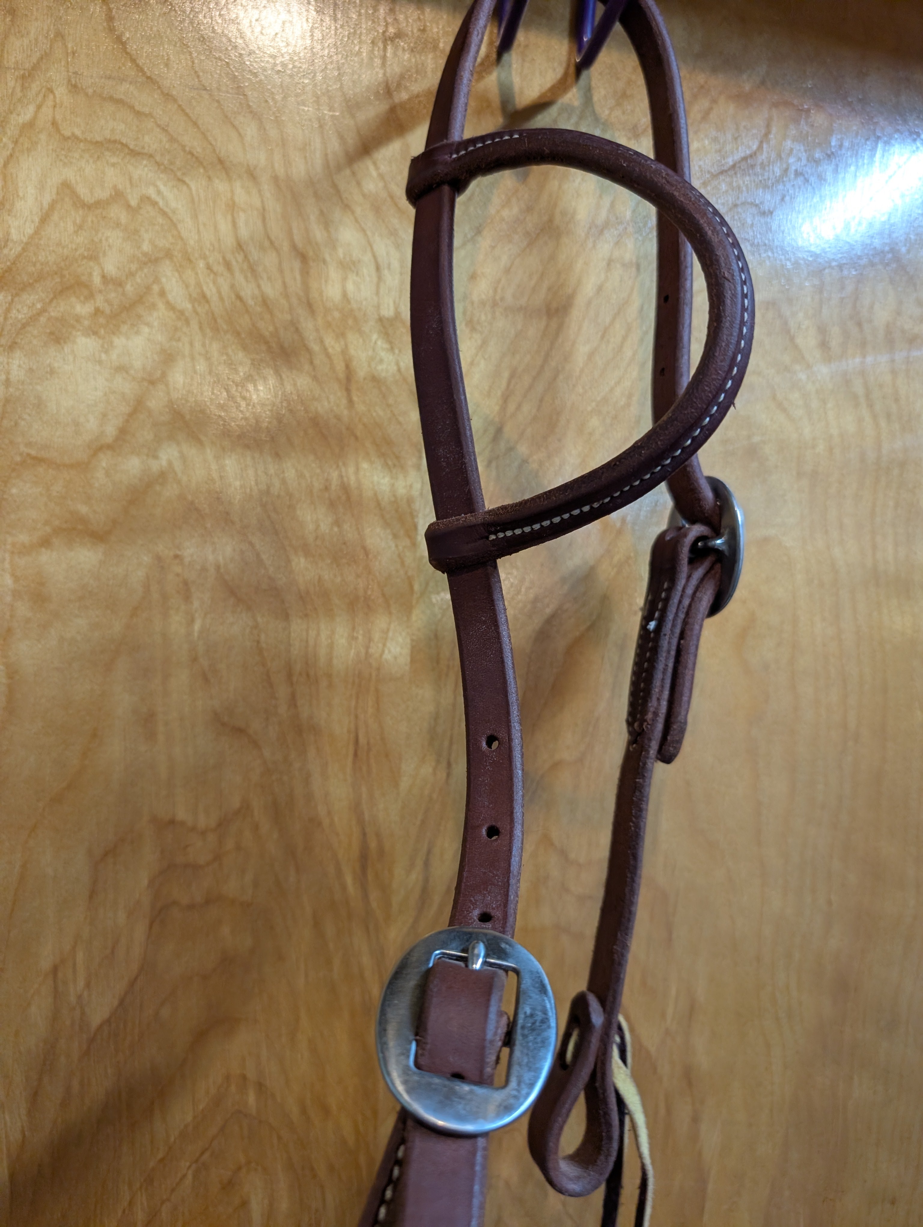 Sliding one ear headstall
