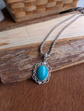 Western-style turquoise pendant necklace for women