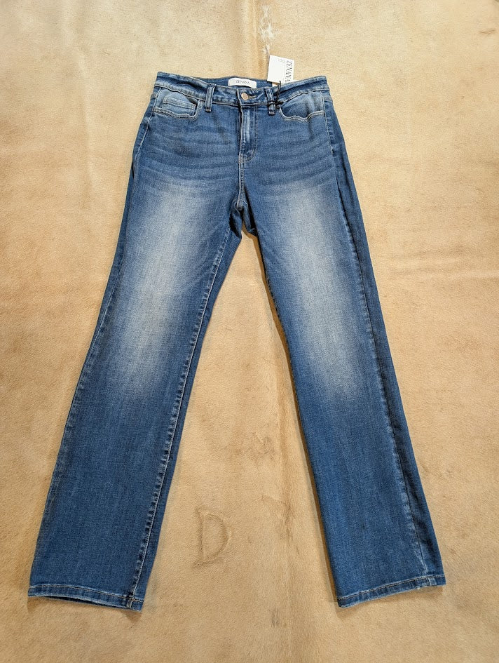 Zenana Straight Up Straight Leg Jeans – Medium Wash Stretch Denim with beige background

