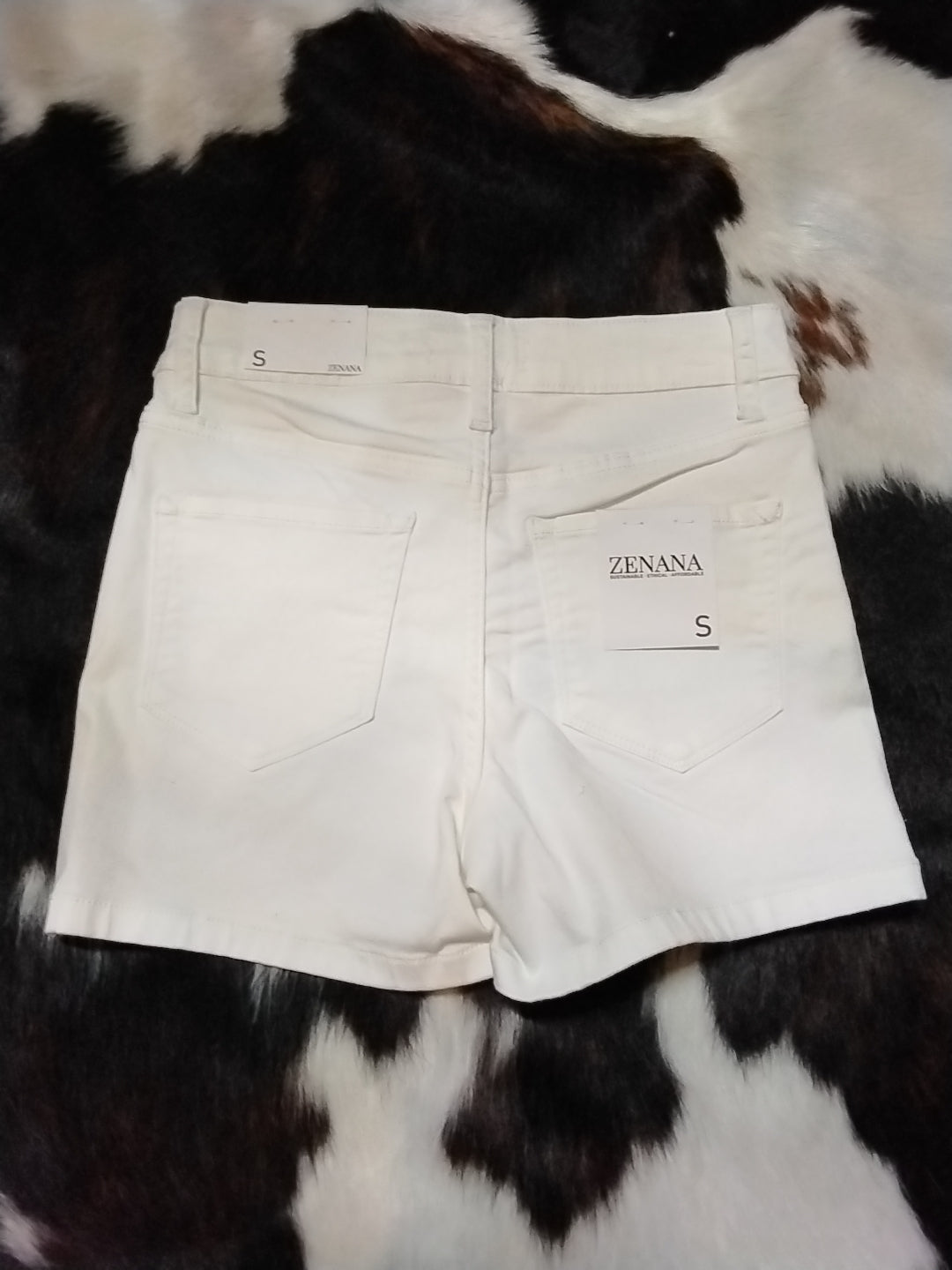 Zenana White tailored shorts rear view
