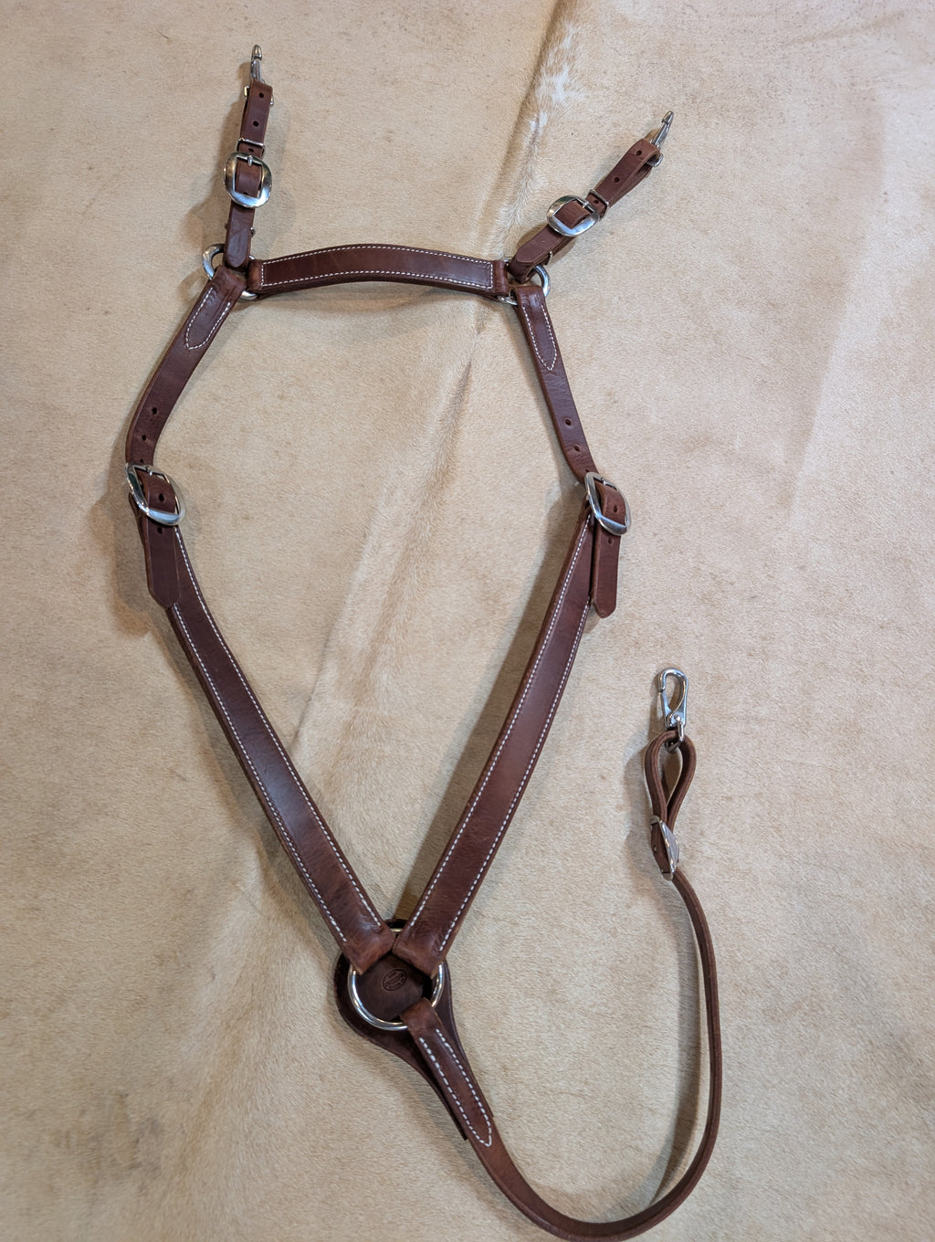 Custom Herman Oak leather Montreal style horse breast collar in rich brown leather.