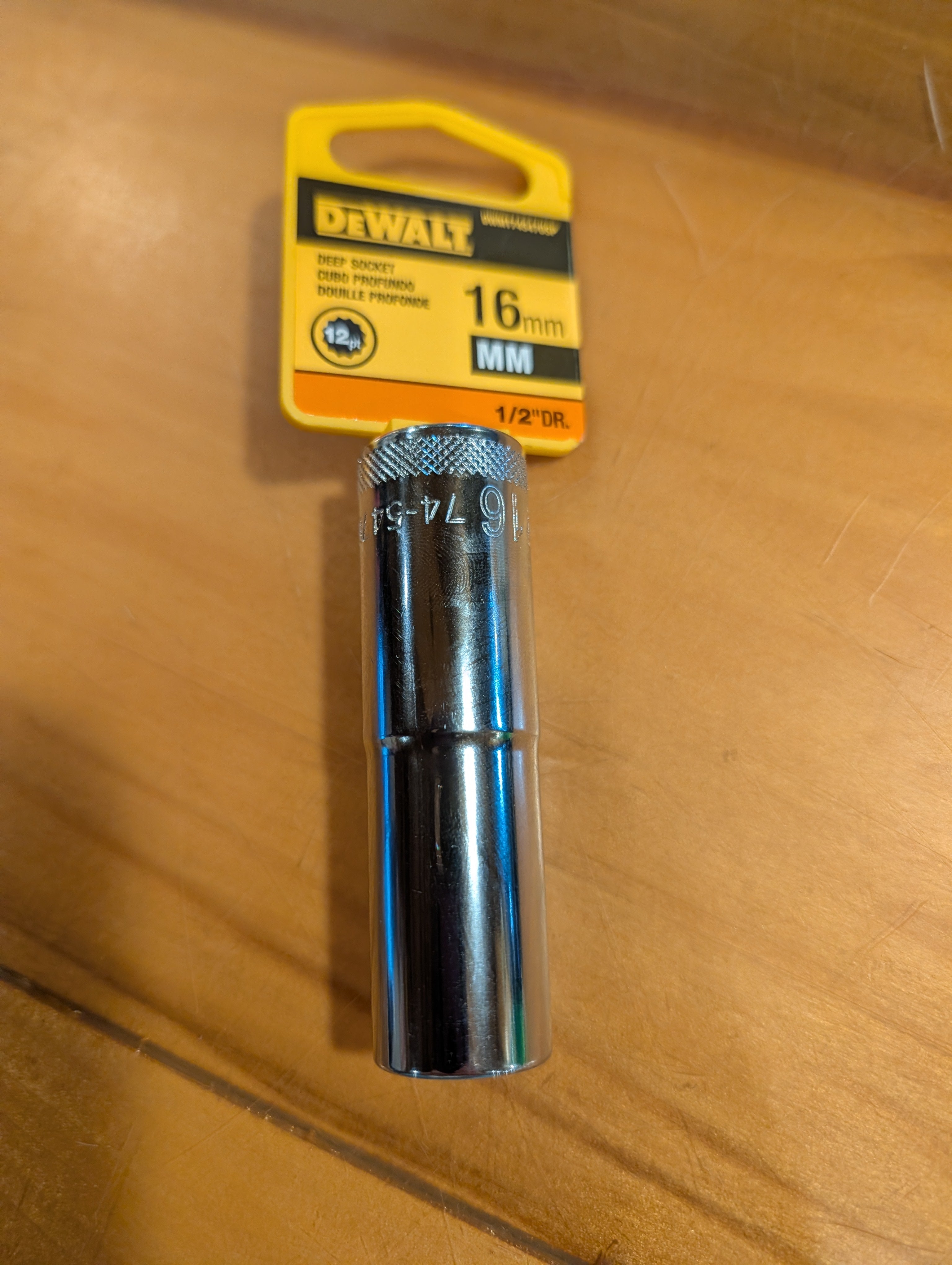 16mm Dewalt Socket 1/2in dr