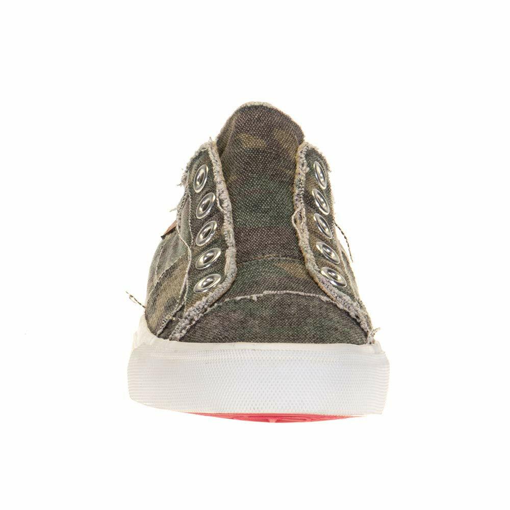 Corkys Babalu Womens Slip On Camouflage