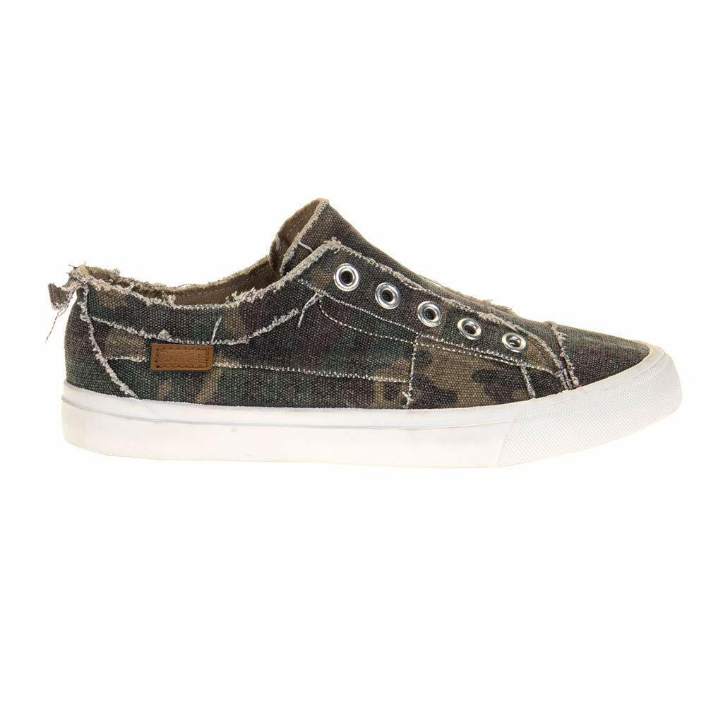 Corkys Babalu Womens Slip On Camouflage
