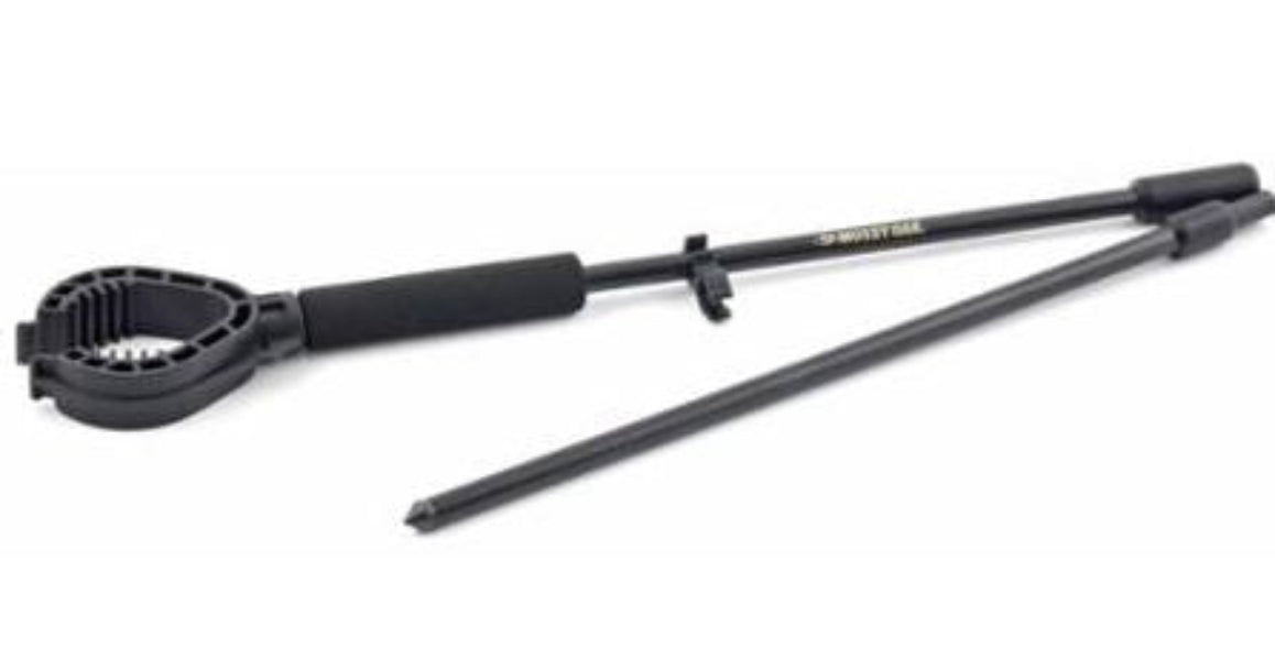 Mossy Oak 30-inch collapsible fiberglass shooting stick with a textured grip, integrated gun rest, and a pointed ground spike.