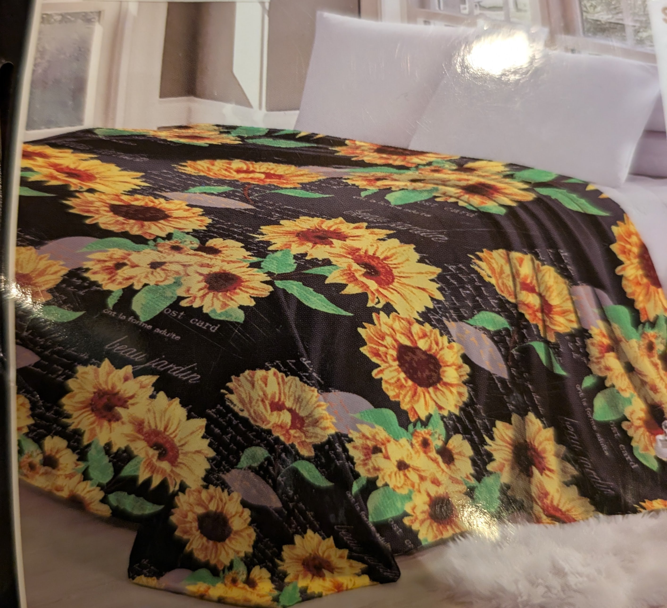 Mia Super Soft Plush Blanket – Twin & Queen Sizes