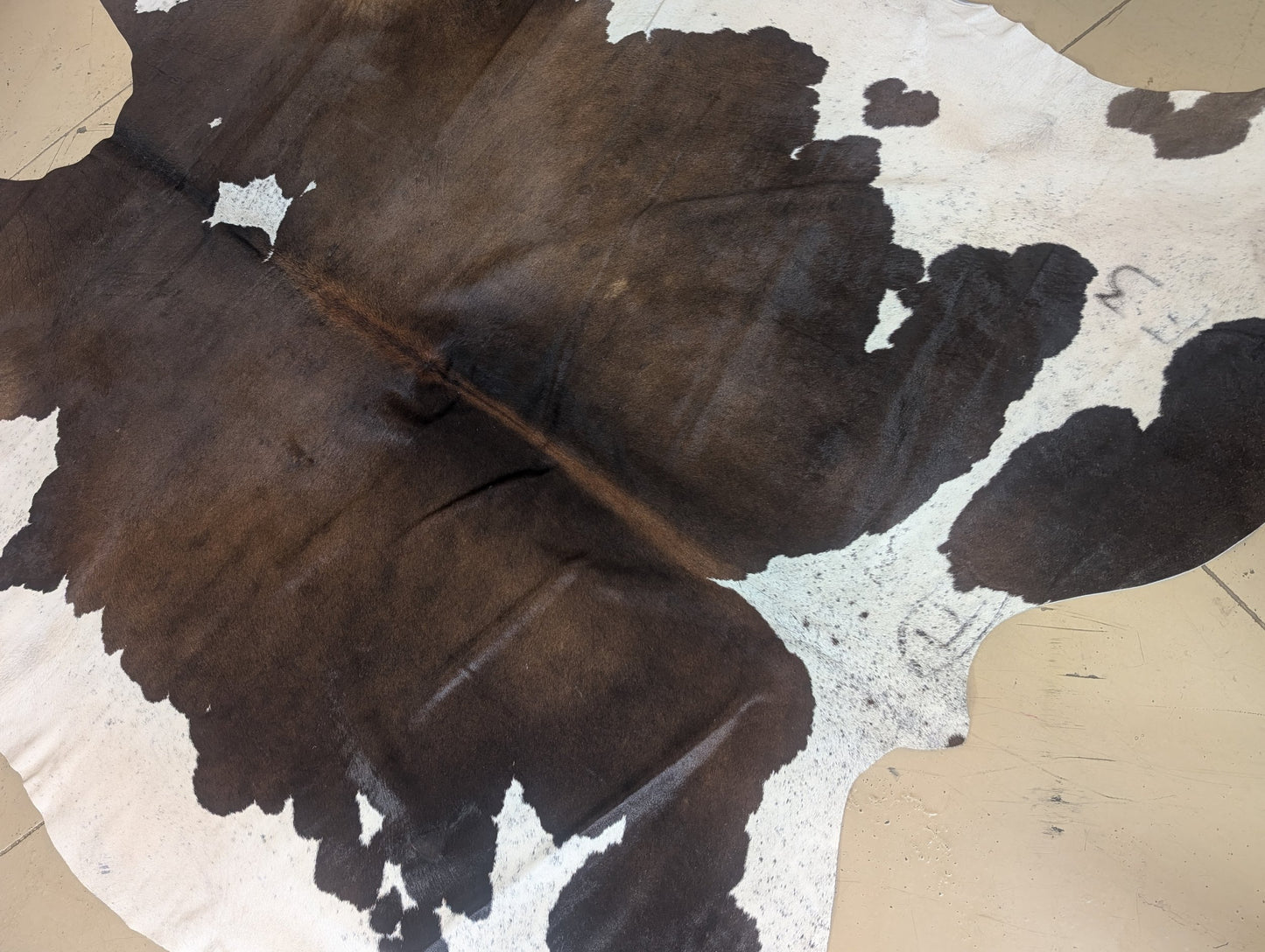 "Trey" Full Cowhide